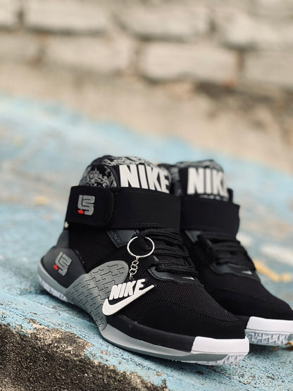 BOTA HYPERDUNK