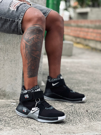 BOTA HYPERDUNK