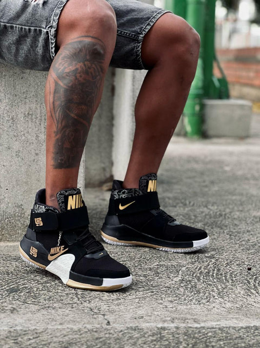 BOTA LEBRON 2.0